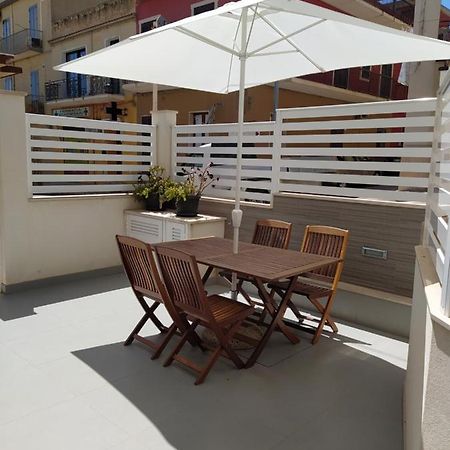 Villa Iris à Marina di Ragusa Extérieur photo